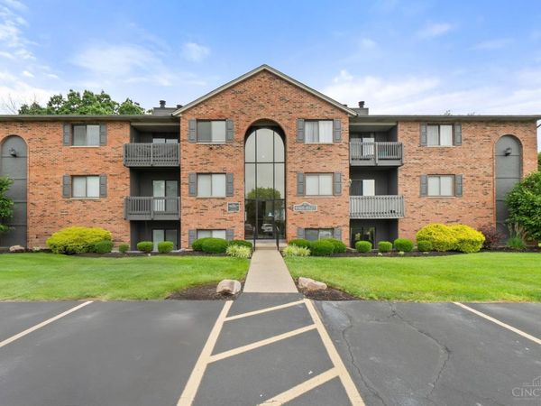 9511 Canyon Pass Drive, West Chester, OH 45011