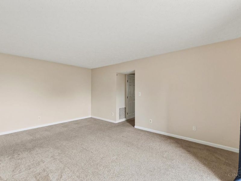 9511 Canyon Pass Drive, West Chester, OH 45011 Photo 12