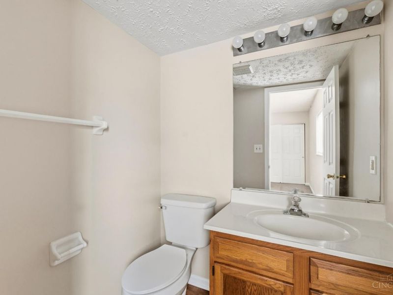 9511 Canyon Pass Drive, West Chester, OH 45011 Photo 16