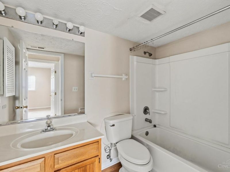 9511 Canyon Pass Drive, West Chester, OH 45011 Photo 19