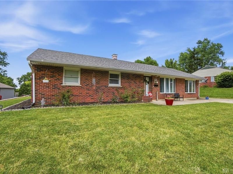 2937 E Cunnington Lane, Kettering, OH 45420 Photo 5