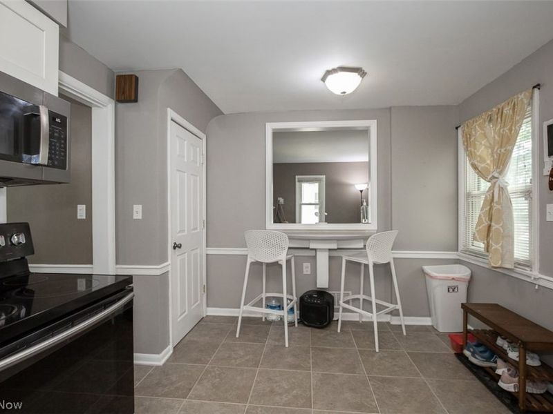 1724 Wiltshire Road, Akron, OH 44313 Photo 10