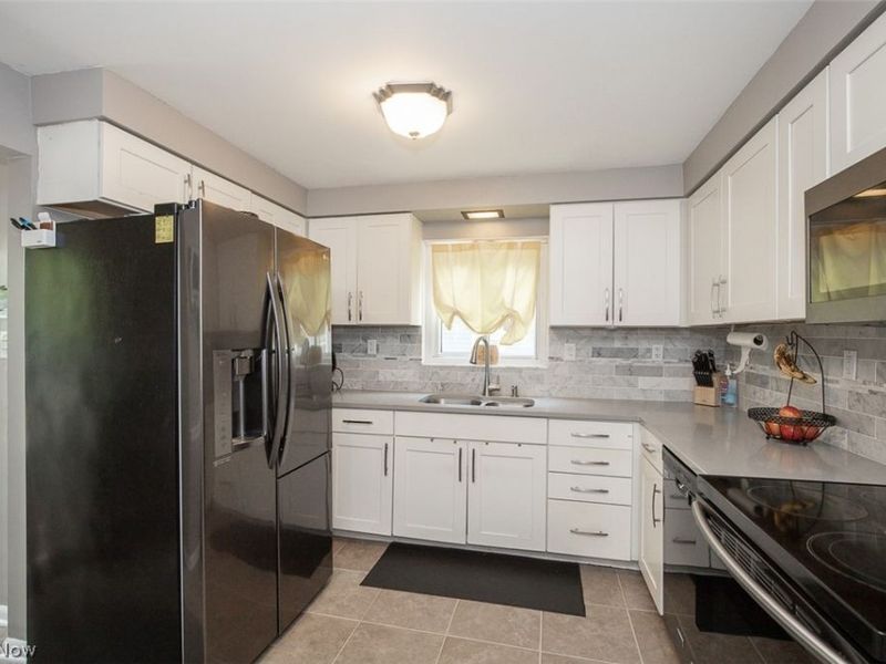 1724 Wiltshire Road, Akron, OH 44313 Photo 8