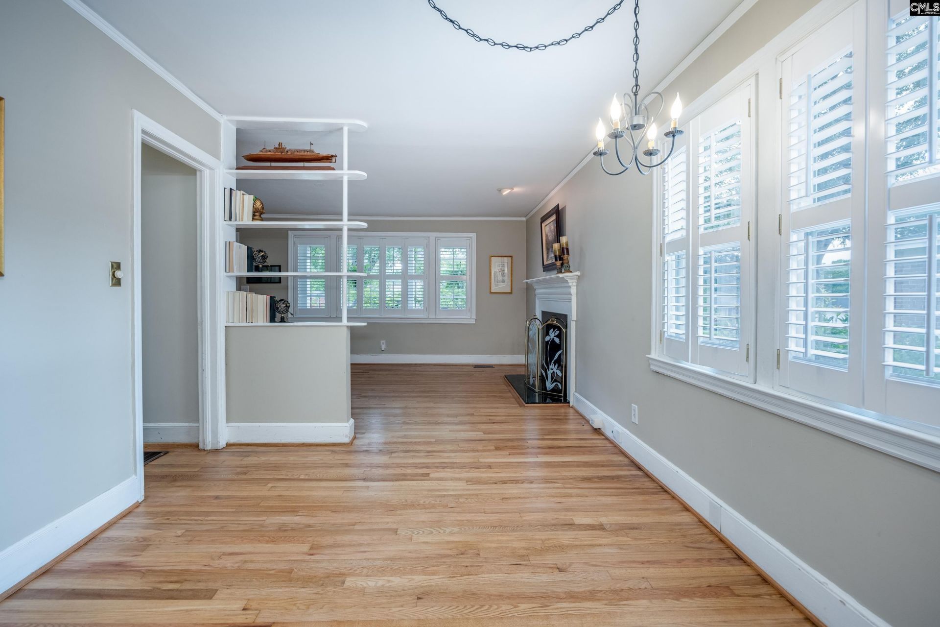 1035 Elm Avenue  Photo 18