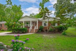 1035 Elm Avenue  photo 4