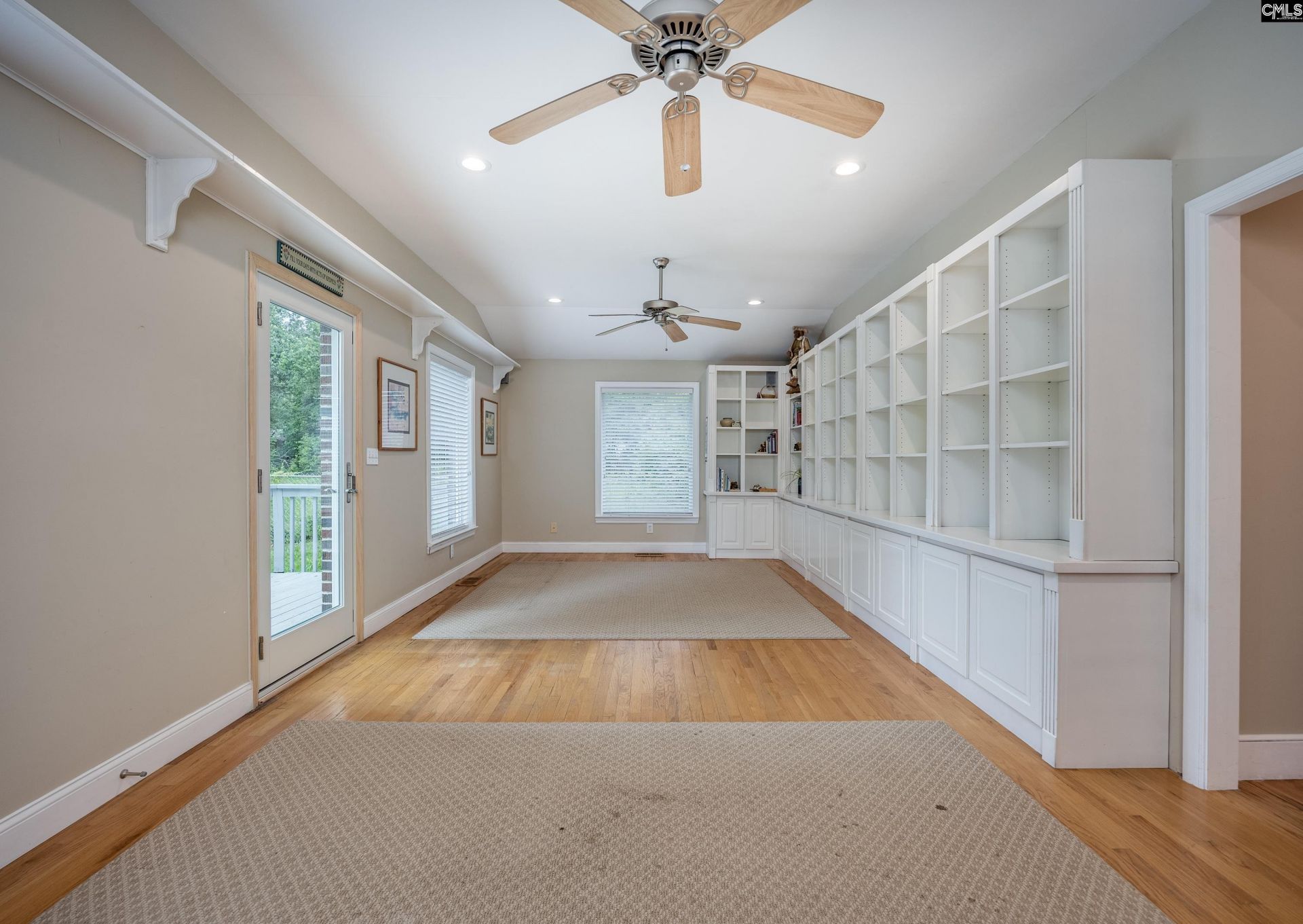 1035 Elm Avenue  Photo 24