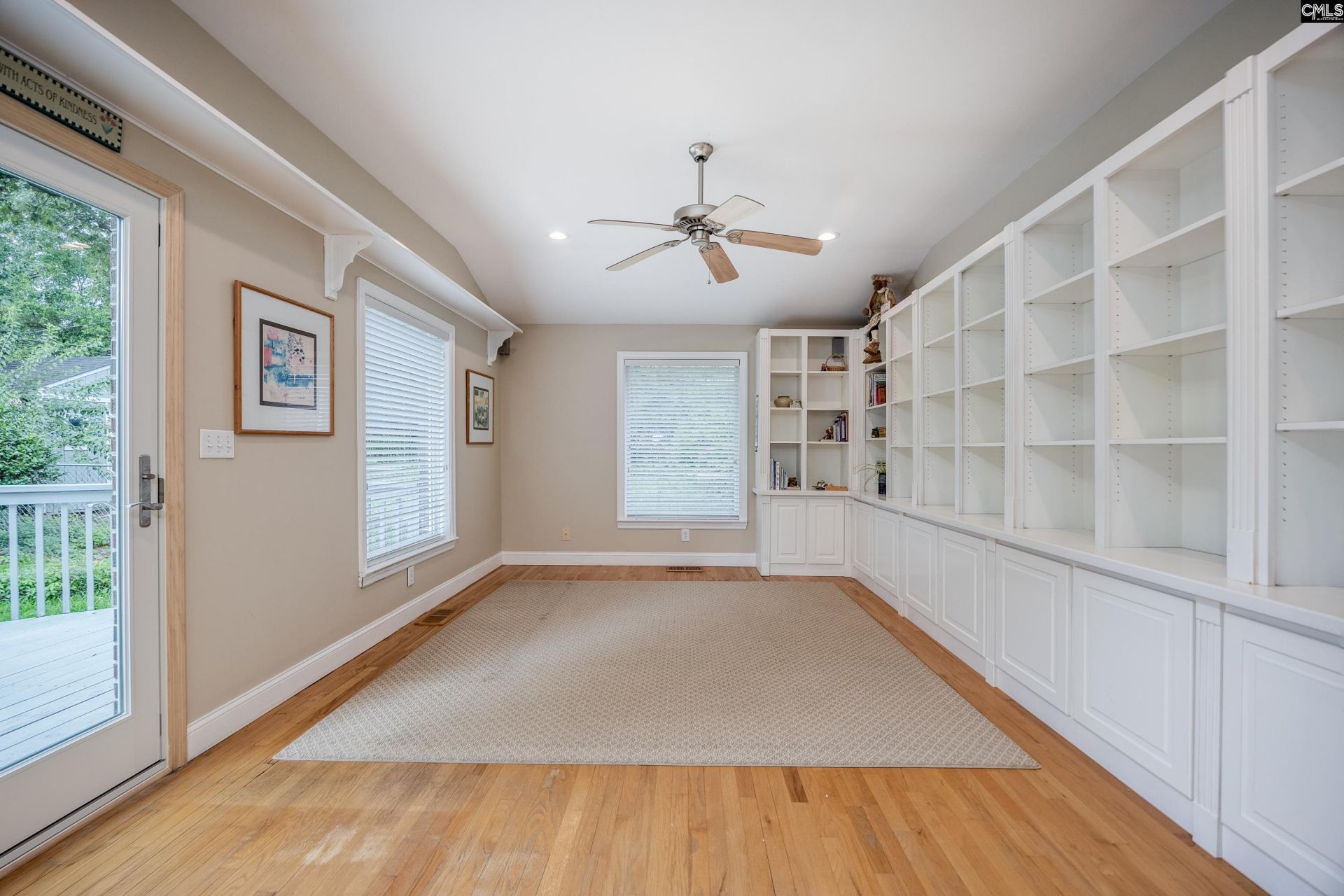 1035 Elm Avenue  Photo 27