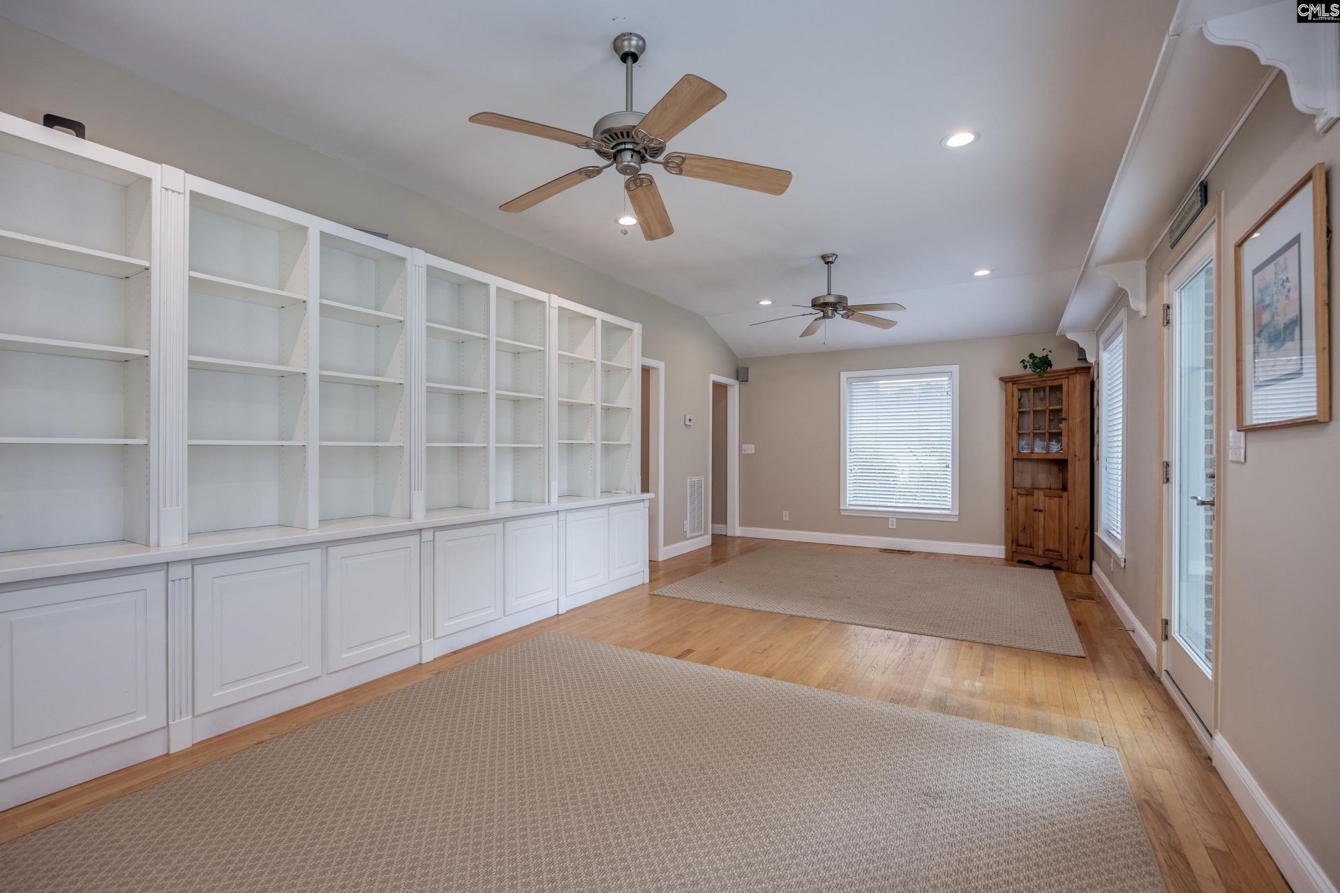 1035 Elm Avenue  Photo 29