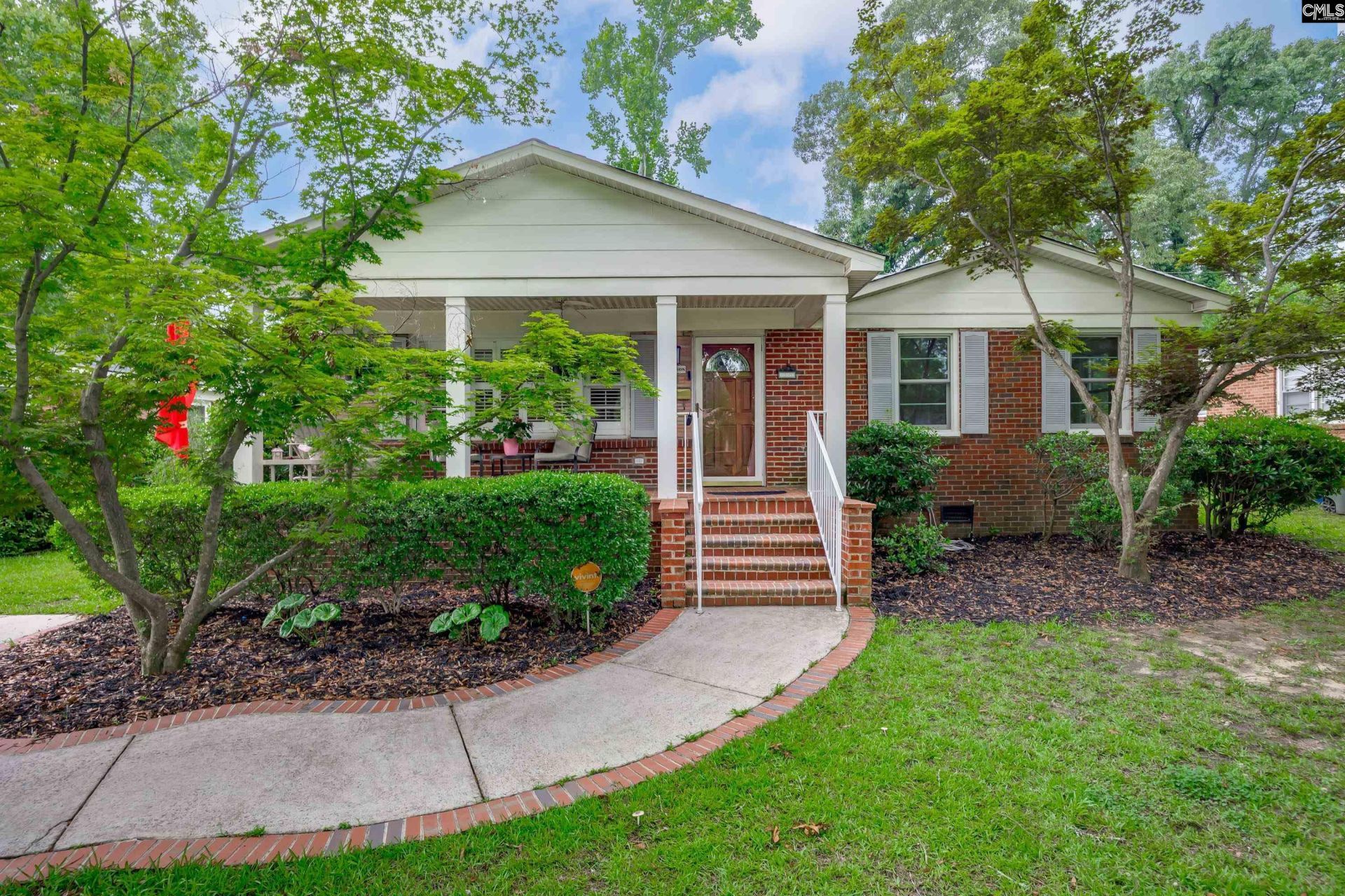 1035 Elm Avenue  Photo 4