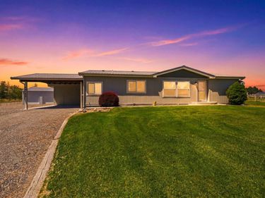 48142 E Mayo Loop, Benton City, WA 99320