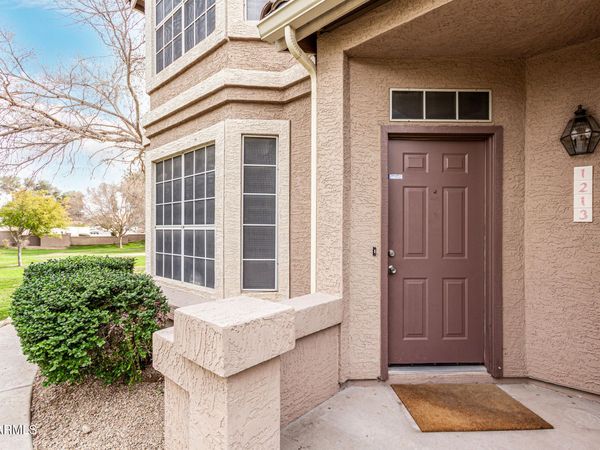 2875 W HIGHLAND Street, Unit 1213, Chandler, AZ 85224