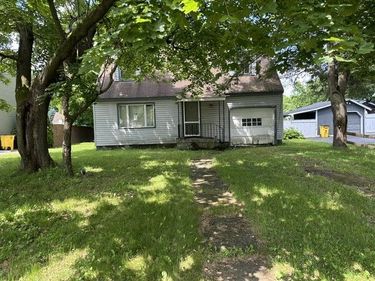 832 Maple Avenue , Elmira, NY 14904