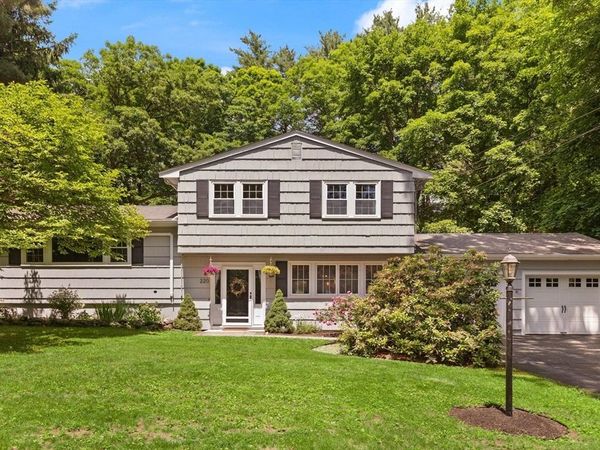 220 Old Lancaster Rd, Sudbury, MA 01776