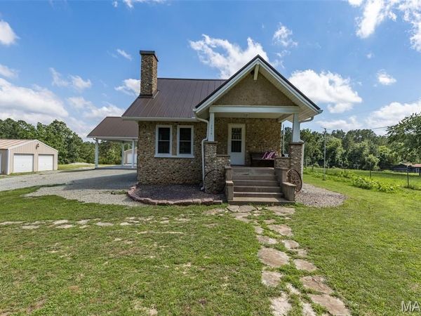 1515 Madison 404, Fredericktown, MO 63645