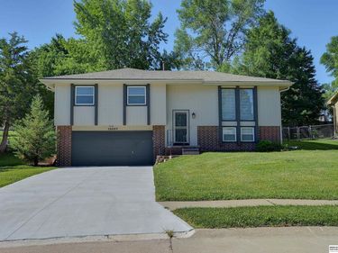 13007 Laurel Avenue, Omaha, NE 68164