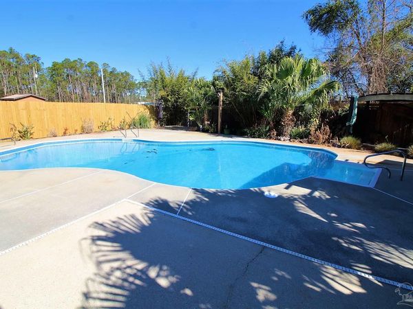 10319 Wailuku Dr, Pensacola, FL 32506