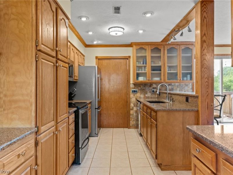 5766 Drenta Circle SW, Navarre, OH 44662 Photo 15