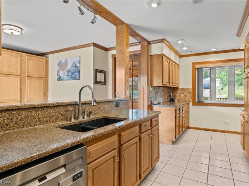5766 Drenta Circle SW, Navarre, OH 44662 Photo 18