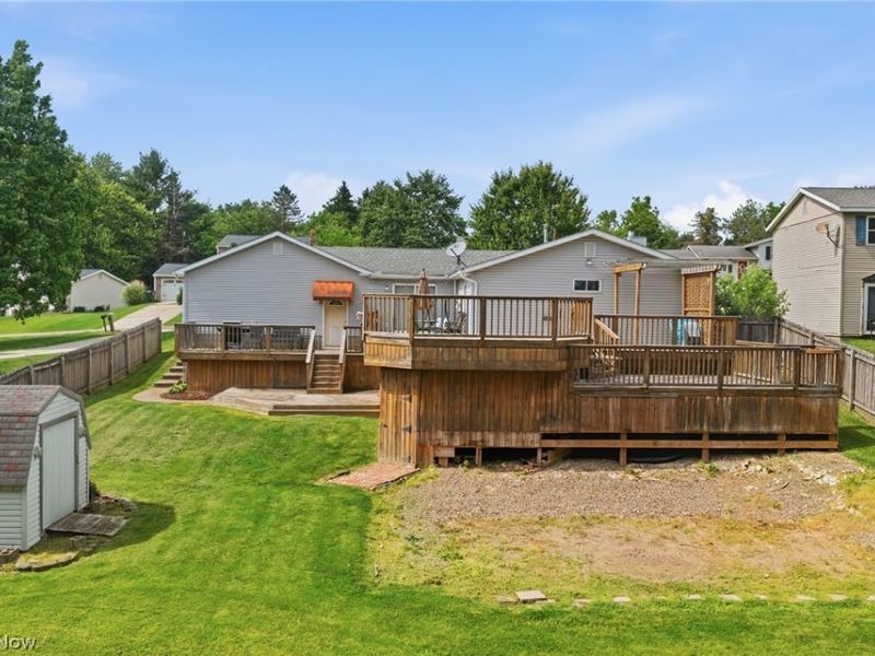 5766 Drenta Circle SW, Navarre, OH 44662 Photo 5