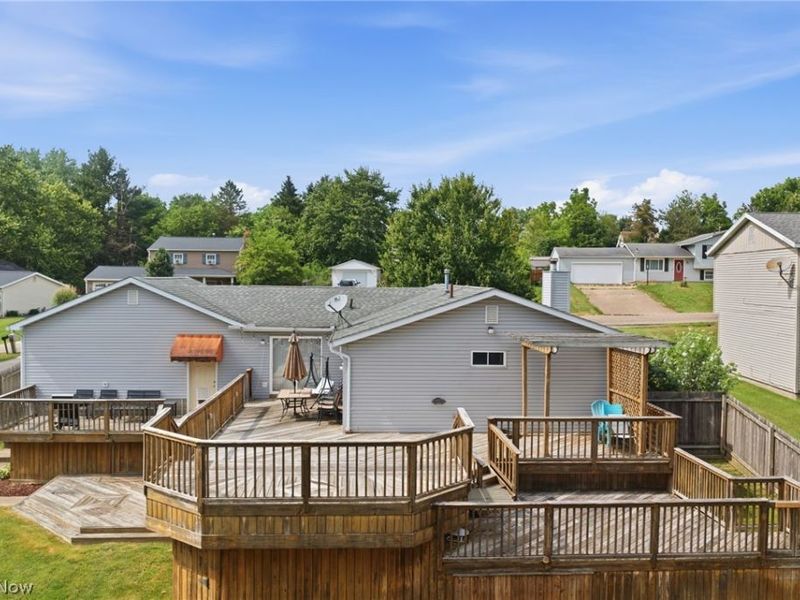 5766 Drenta Circle SW, Navarre, OH 44662 Photo 6