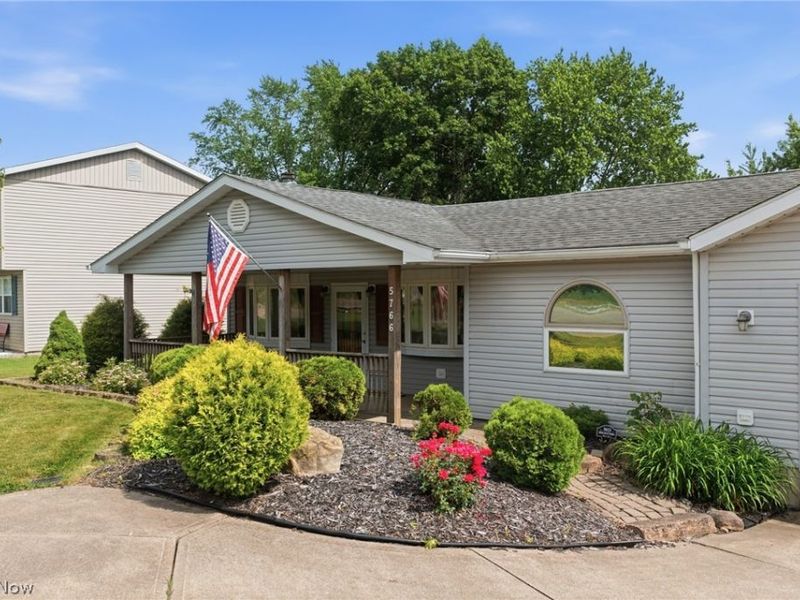 5766 Drenta Circle SW, Navarre, OH 44662 Photo 8