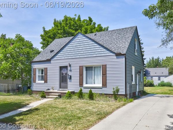 1150 W Marshall Street, Ferndale, MI 48220