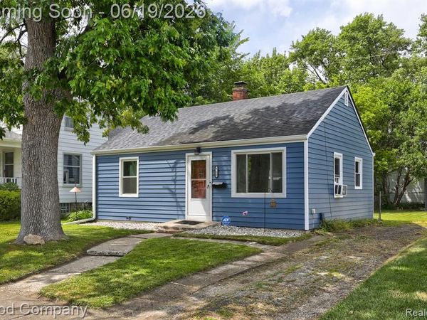 521 E Chesterfield Street, Ferndale, MI 48220
