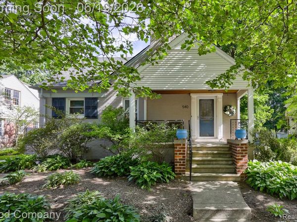 540 W Breckenridge Street, Ferndale, MI 48220