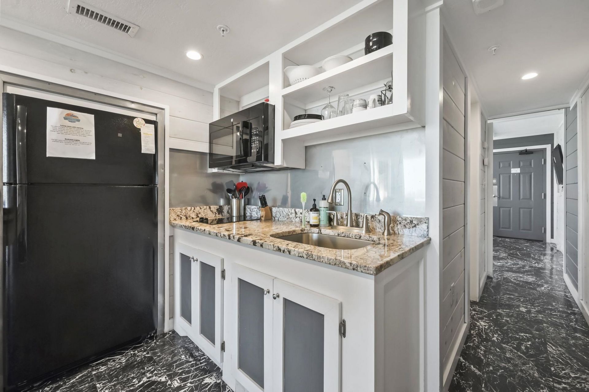 2310 N Ocean Blvd.  Photo 13