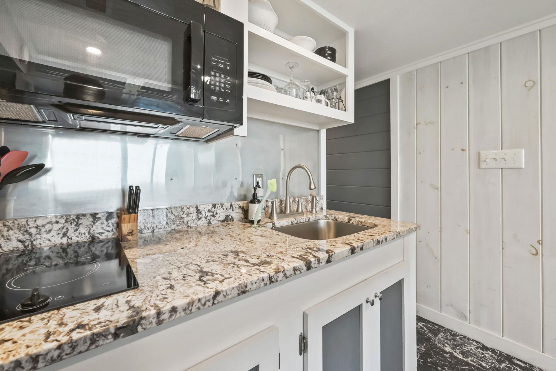 2310 N Ocean Blvd.  Photo 15