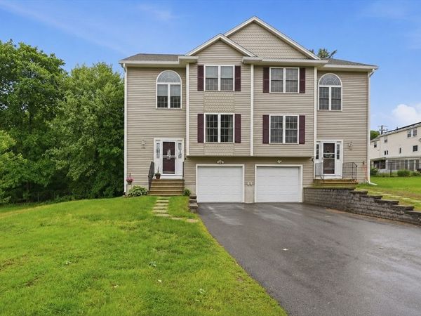 106 Manchester St, Unit 106, Leominster, MA 01453