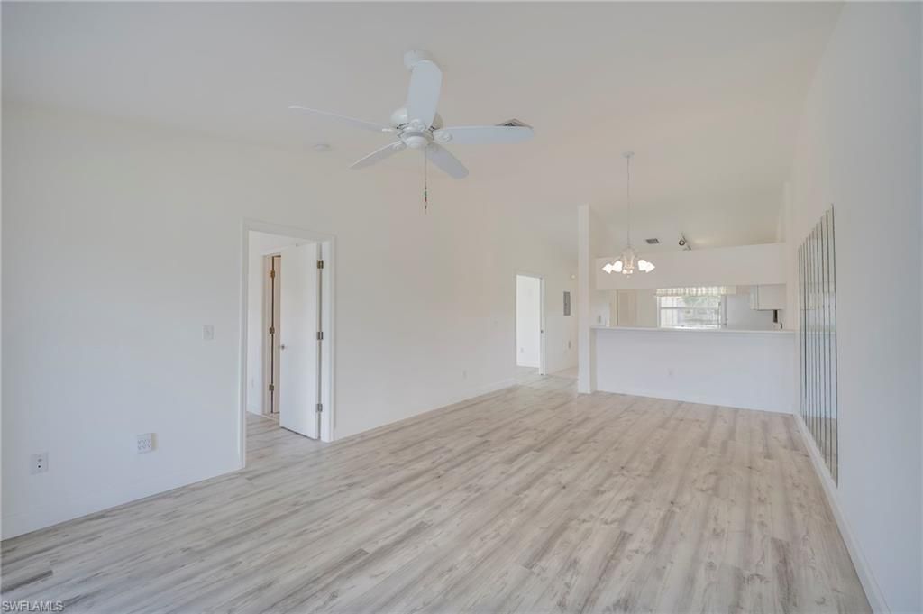 5709 Foxlake Dr, Unit 208, North Fort Myers, FL 33917 Photo