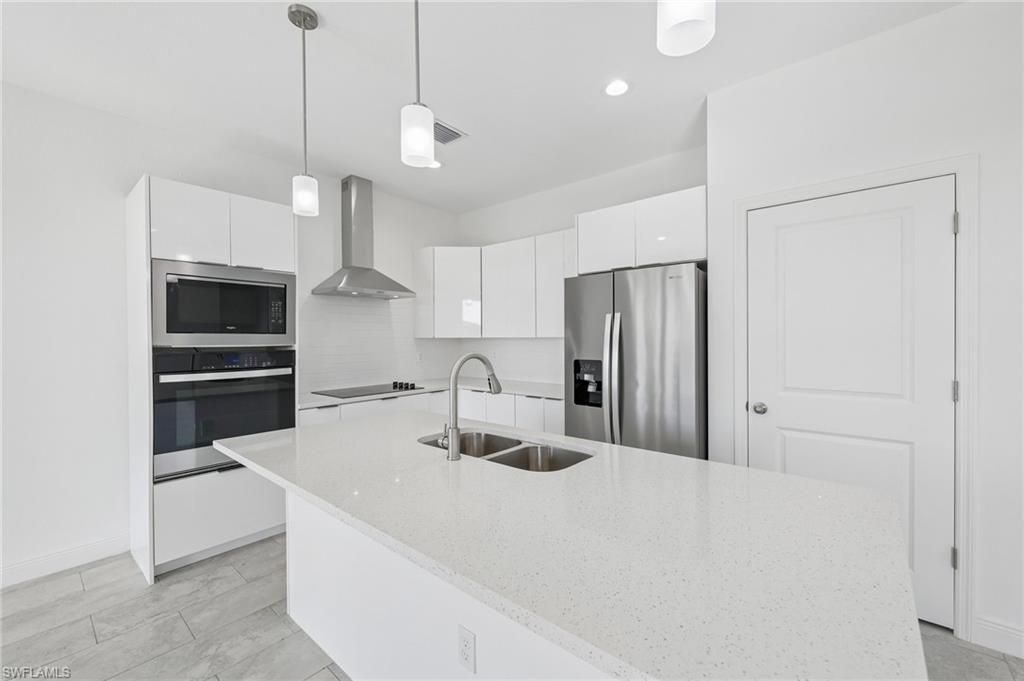 9006 S Castle Cir, Labelle, FL 33935 Photo