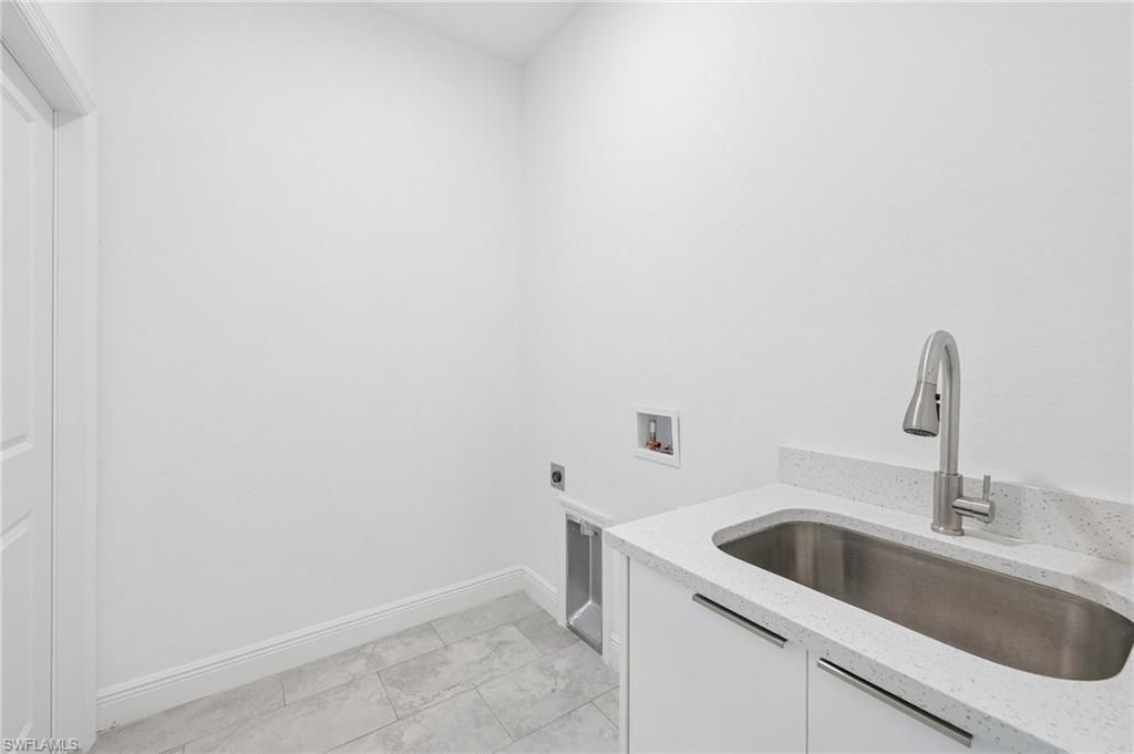 9006 S Castle Cir, Labelle, FL 33935 Photo