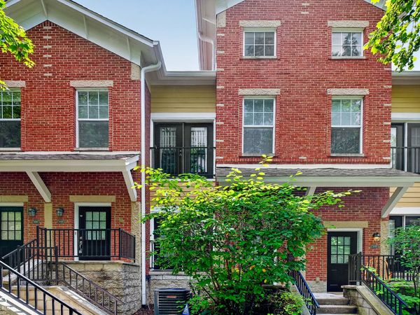 1037 Reserve Way, Indianapolis, IN 46220