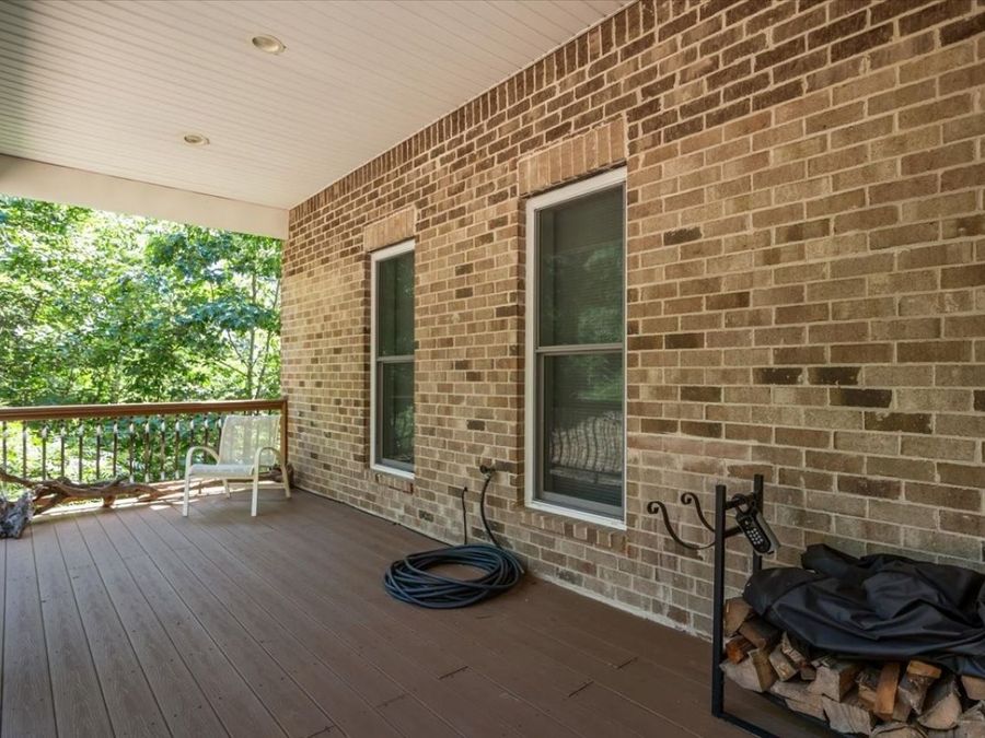 Property Image 80
