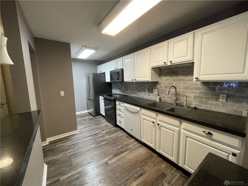 3127 Alexander Place, Unit 103, Beavercreek, OH 45431 Photo 8