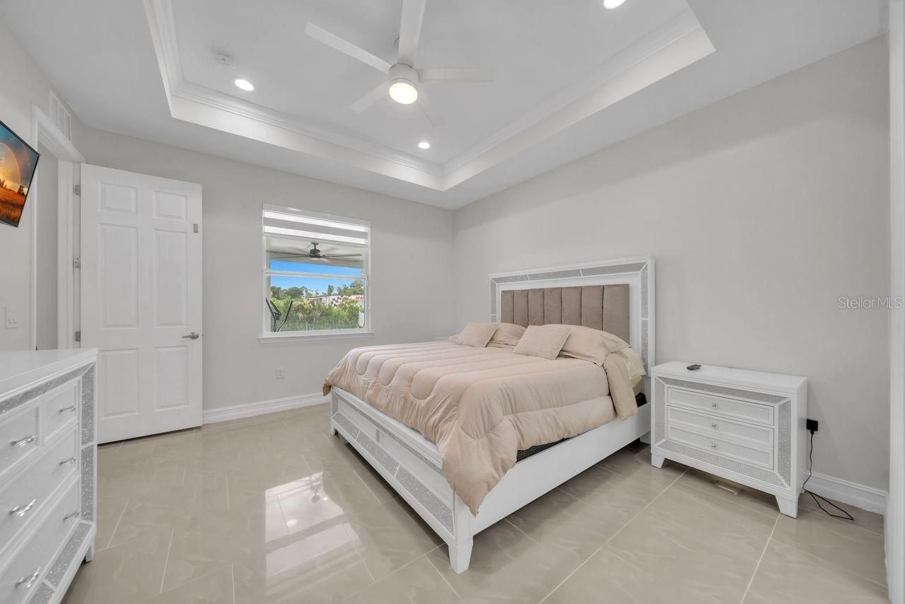 60 Floyd Avenue S, Lehigh Acres, FL 33976 Photo