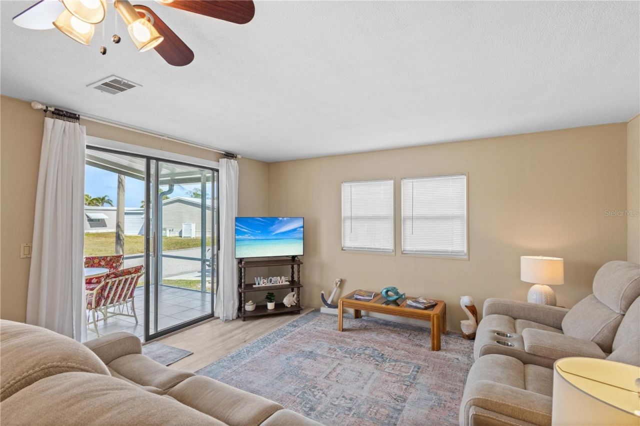 2100 Kings Highway , Unit 870, Port Charlotte, FL 33980 Photo