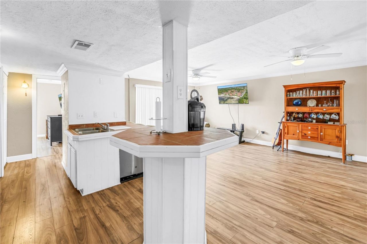 3580 41st Lane S, Unit I, Saint Petersburg, FL 33711 Photo
