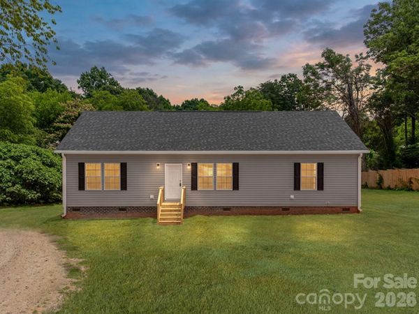 391 Stutts Road , Mooresville, NC 28117