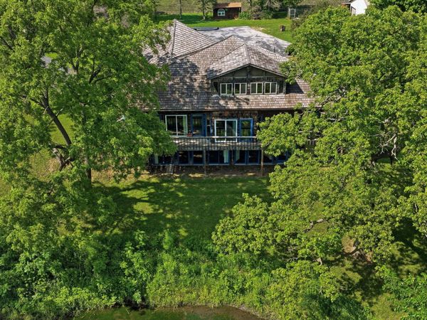 10202 Timberland Drive, Story City, IA 50248