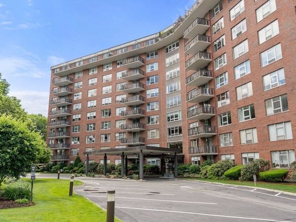 280 Boylston St, Unit 111, Newton, MA 02467