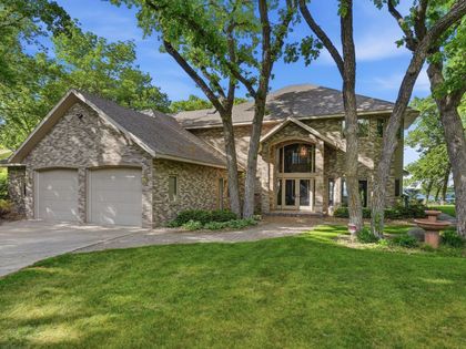 1703 S Le Homme Dieu Drive NE Alexandria, MN 56308