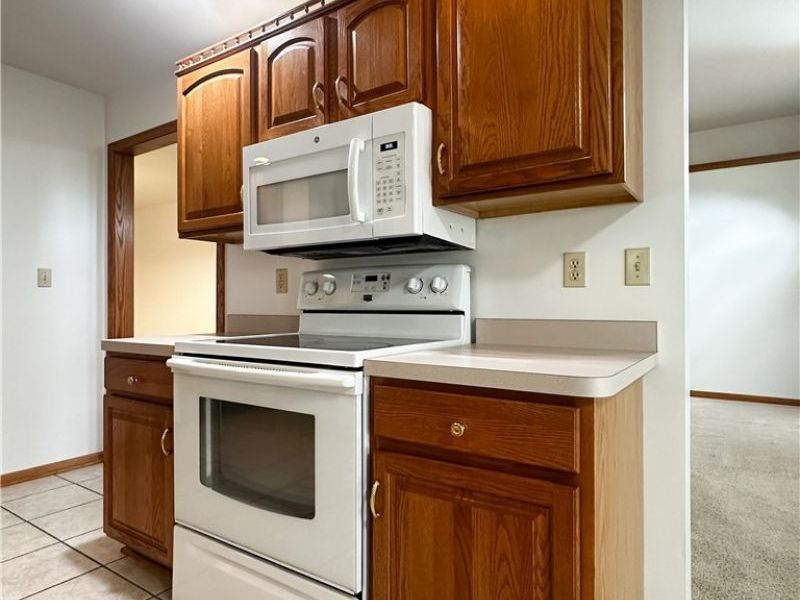 1499 Butterfield Circle, Niles, OH 44446 Photo 10