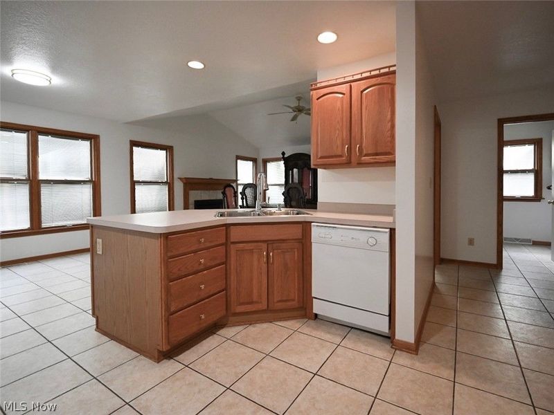 1499 Butterfield Circle, Niles, OH 44446 Photo 9