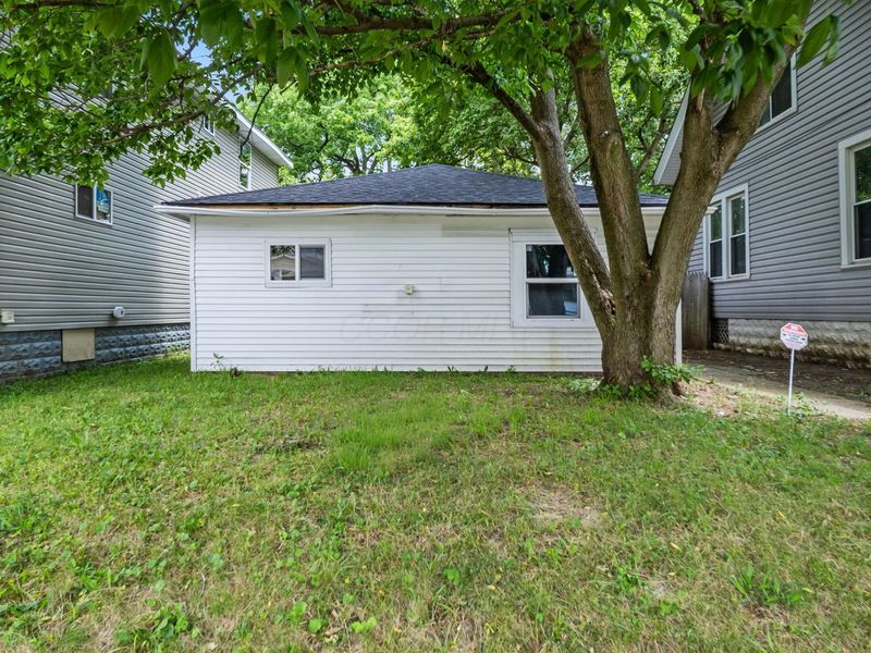 354 S Harris Avenue , Columbus, OH 43204 Photo 1
