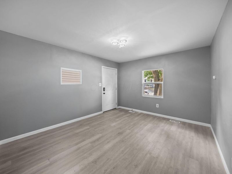 354 S Harris Avenue, Columbus, OH 43204 Photo 9