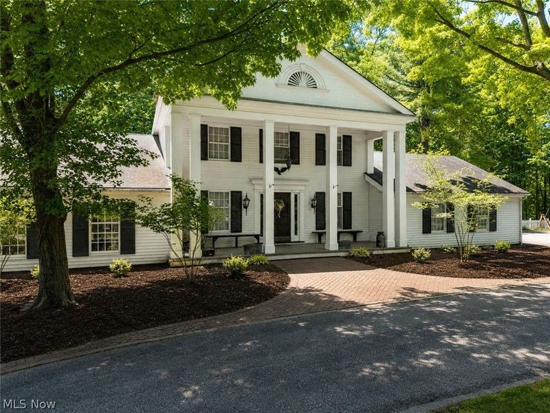 10124 Barr Road, Brecksville, OH 44141 Photo 2