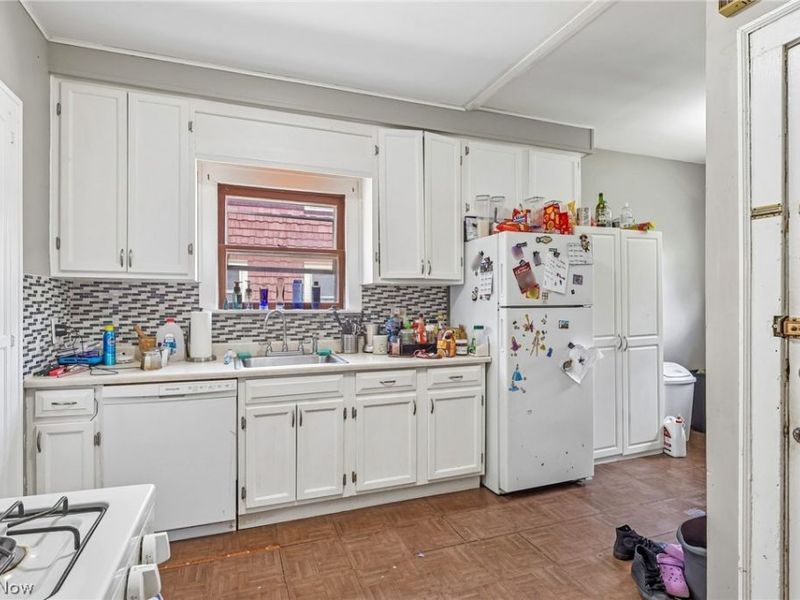 3953 W 160th Street, Cleveland, OH 44111 Photo 4